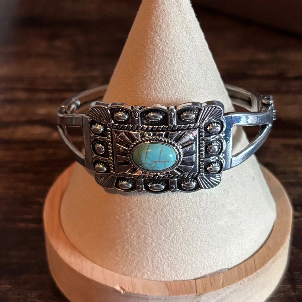 Western Faux Turquoise Silver Tone Hinged Cuff Bracelet Southwestern Boho 7.25in